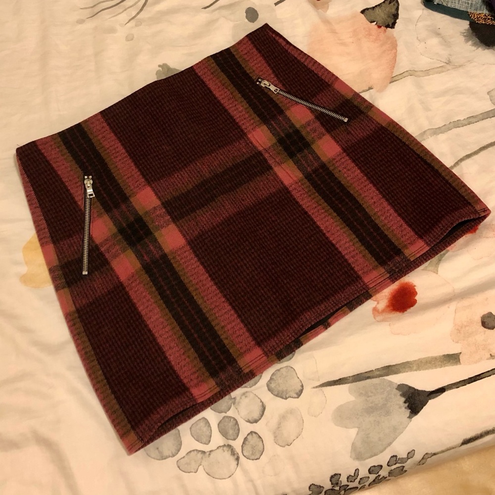 GAP plaid mini skirt